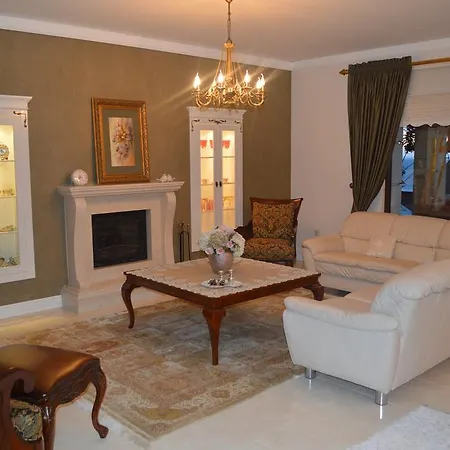 Erguvan Konaklari Villa *
