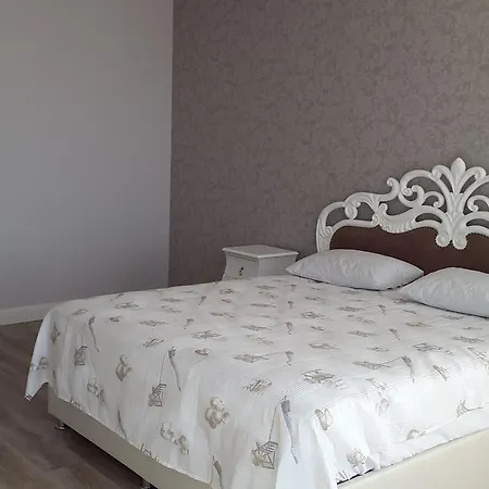 Erguvan Konaklari *